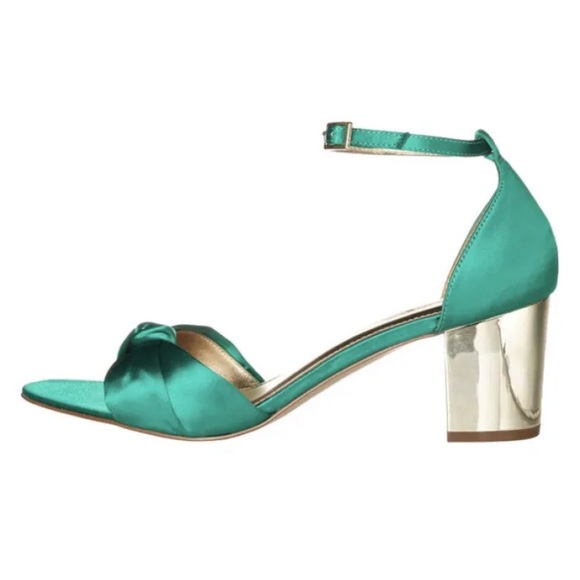 Lilly Pulitzer Colleen Sandals Emerald Isle Gold Block Heel Satin Sz 8M New - Picture 2 of 9